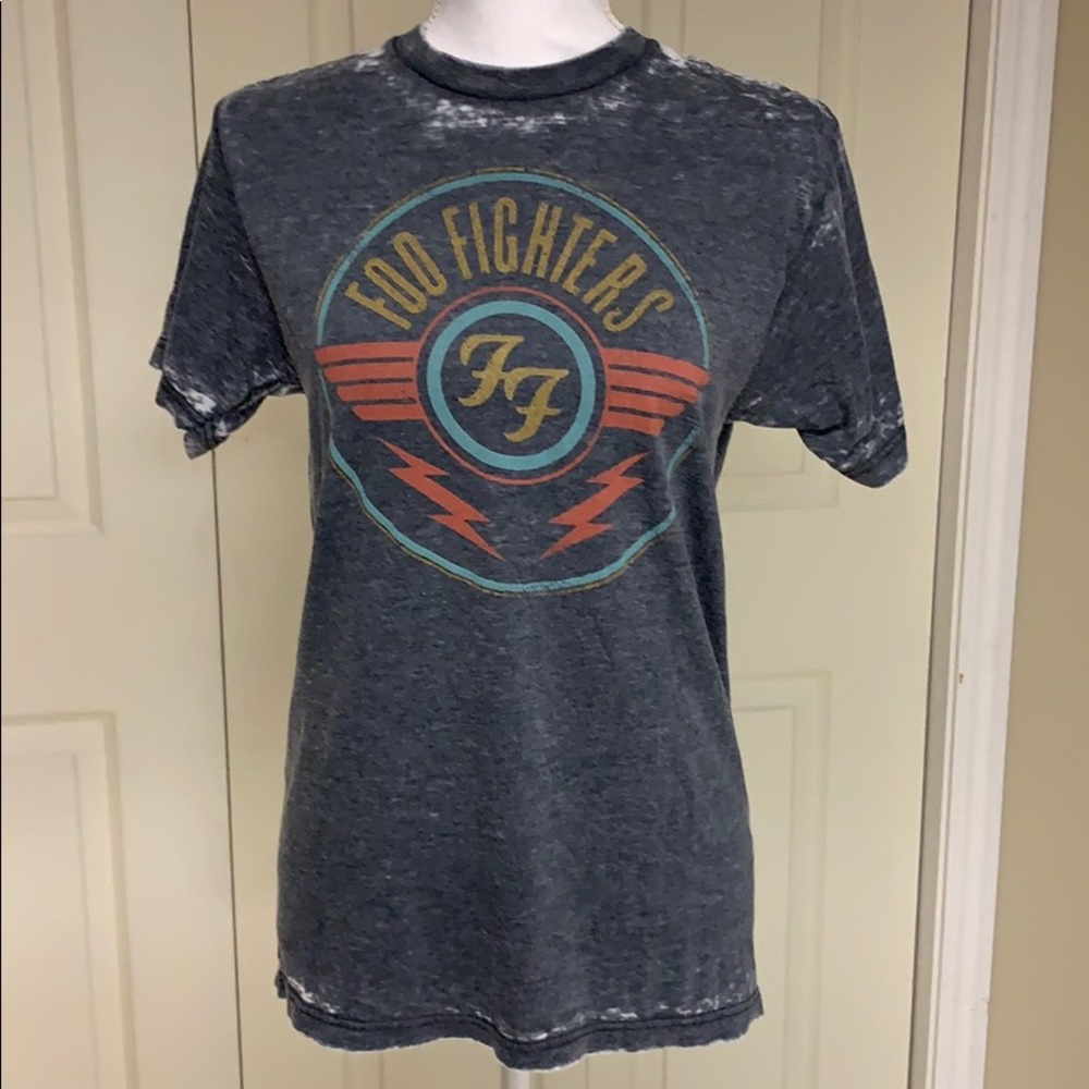 Foo Fighters burn out shirt size small